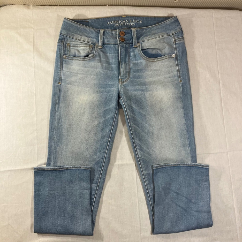 American Eagle Artist Crop Jeans Womens 6 Regular Light Wash Super Stretch Denim